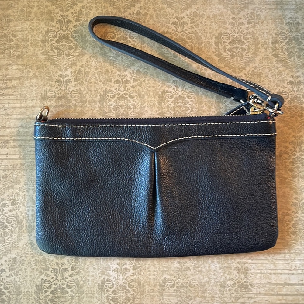 Dooney & Bourke Black Pebbled Leather Wristlet - Picture 4 of 7